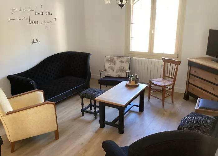 Nyaraló Maison De Famille *